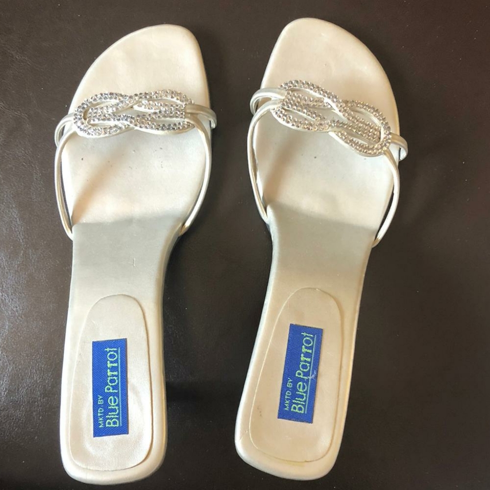 Silver sparkle heels size 9